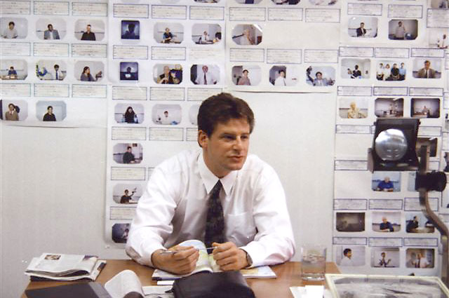 ���É��ݏZ�č��l�F�u���b�N�X���́u���{��Ƃ̊O���l�ٗp���v